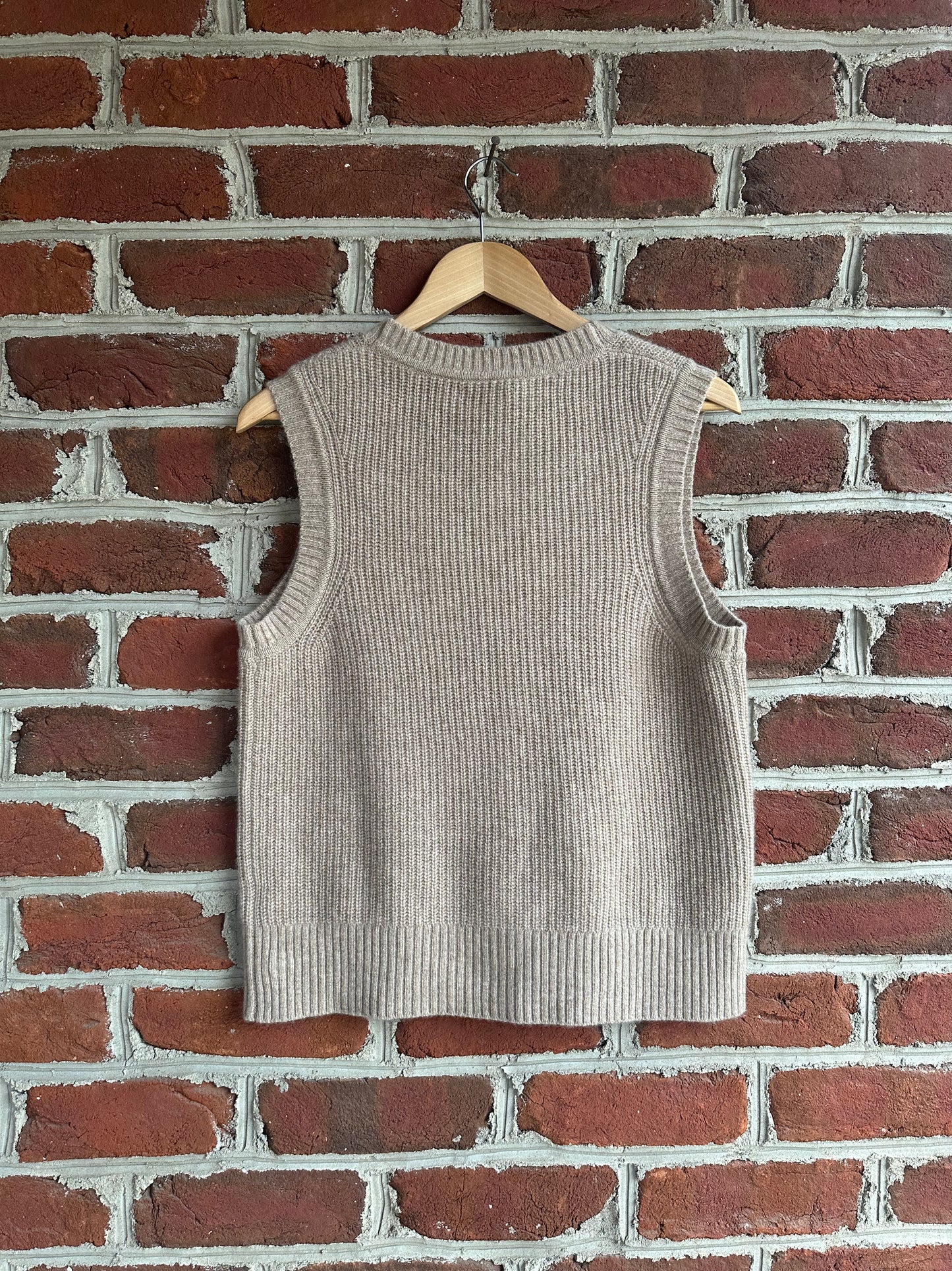 Quince Mongolian Cashmere Sweatervest