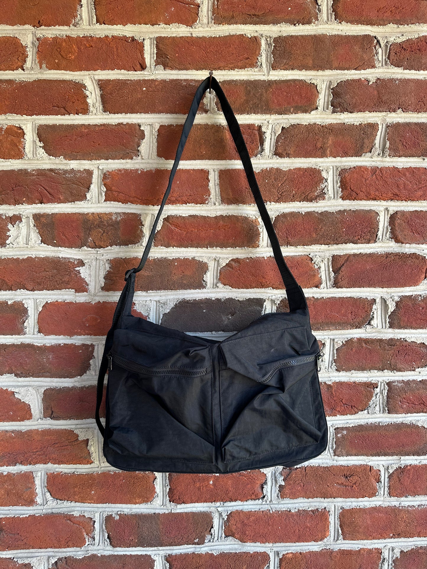 Baggu Large Crossbody Cargo Bag