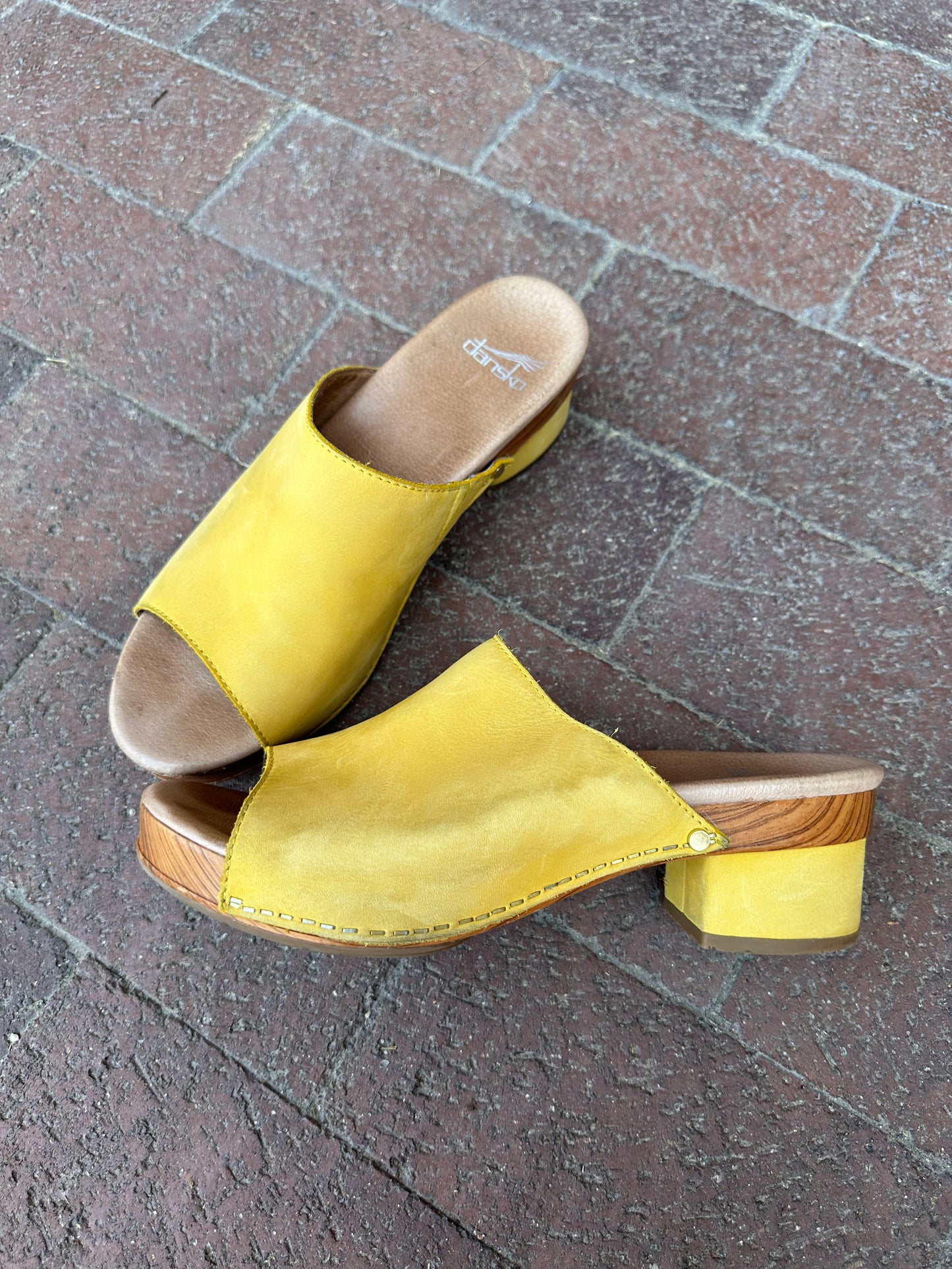 Dansko Maci Mule