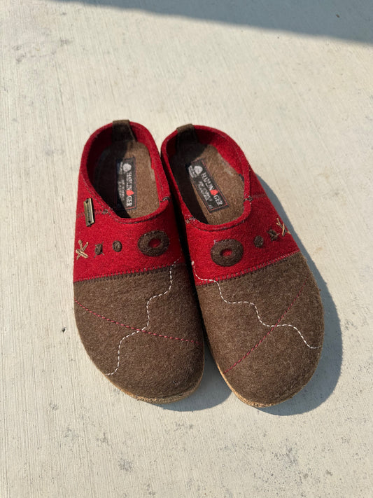 Haflinger wool clogs